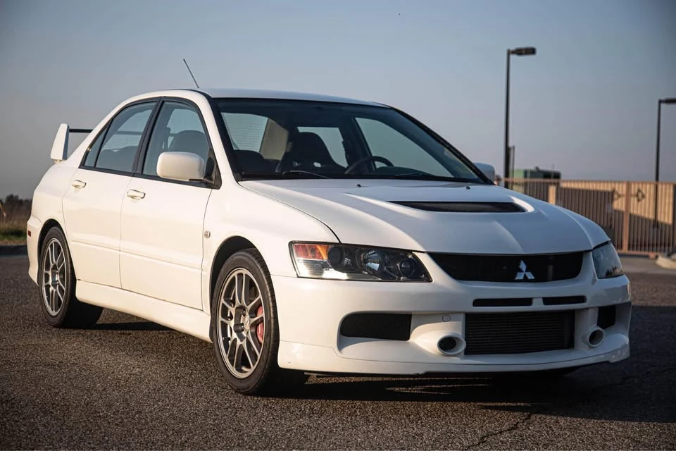 2006 Mitsubishi Lancer Evolution IX 8th Gen - Image 2 of 4
