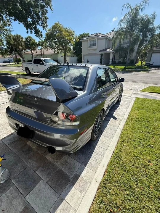 2006 Mitsubishi Lancer Evolution IX 8th Gen - Image 11 of 12