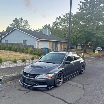 2006 Mitsubishi Lancer Evolution GSR Sedan 4D