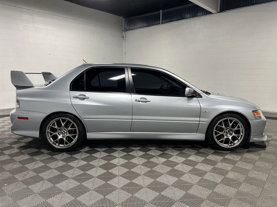2006 Mitsubishi Lancer Evolution IX 8th Gen - Image 9 of 31
