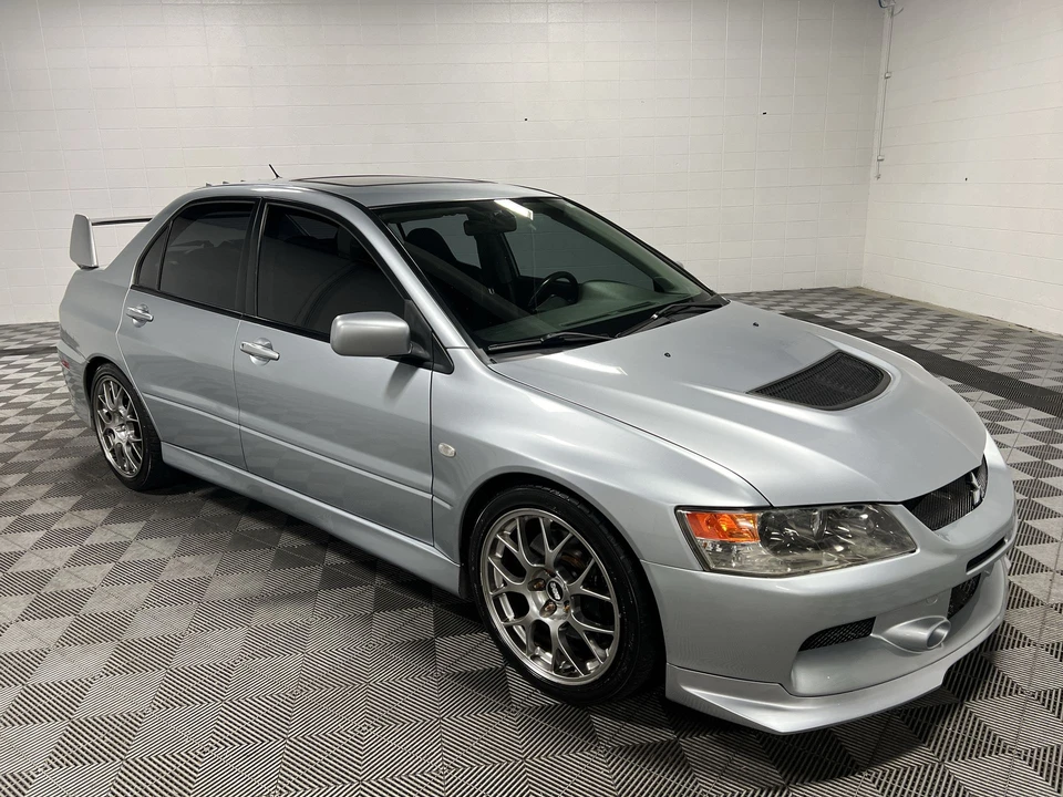 2006 Mitsubishi Lancer Evolution IX 8th Gen - Image 8 of 31