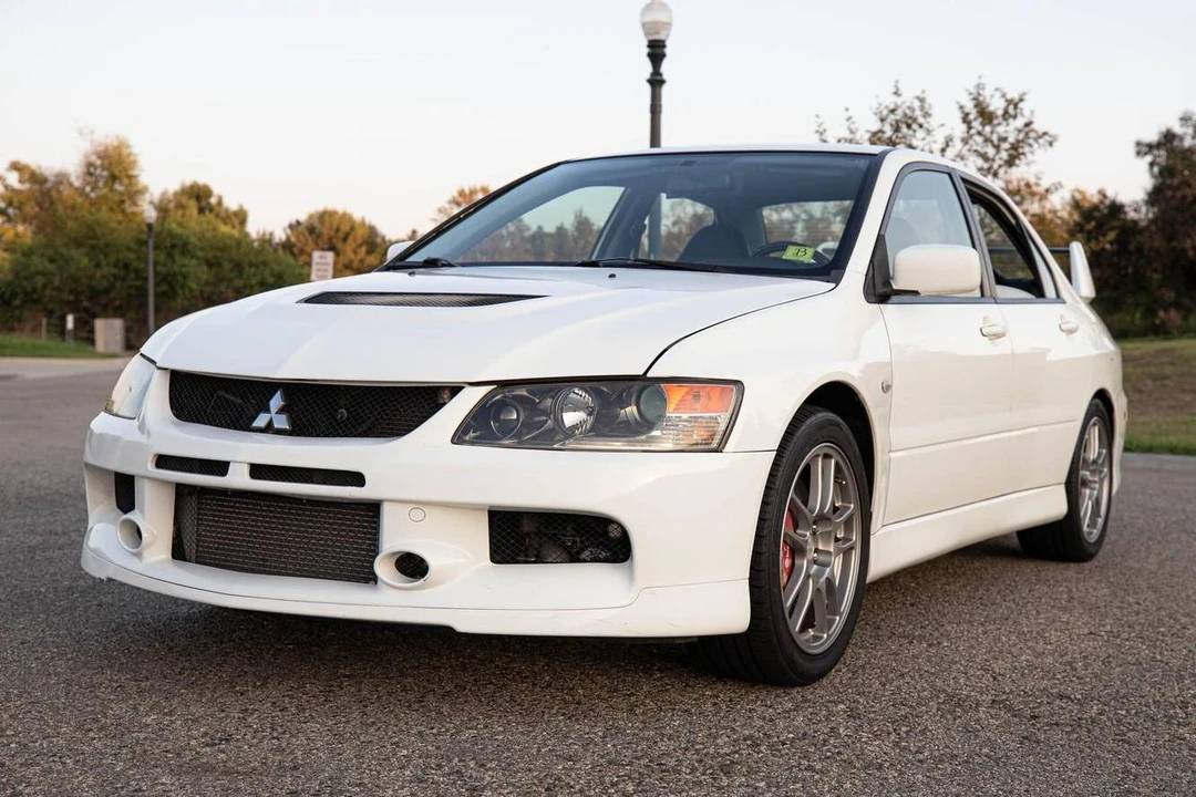 2006 Mitsubishi Lancer Evolution IX 8th Gen - Image 2 of 31
