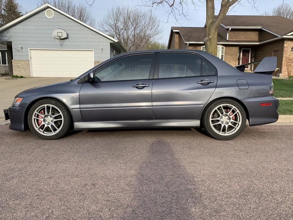 2006 Mitsubishi Lancer Evolution IX 8th Gen - Image 5 of 31