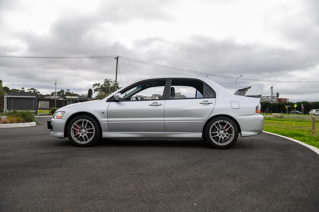 2006 Mitsubishi Lancer Evolution IX 8th Gen - Image 8 of 31