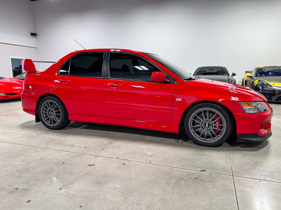 2006 Mitsubishi Lancer Evolution IX 8th Gen - Image 9 of 31