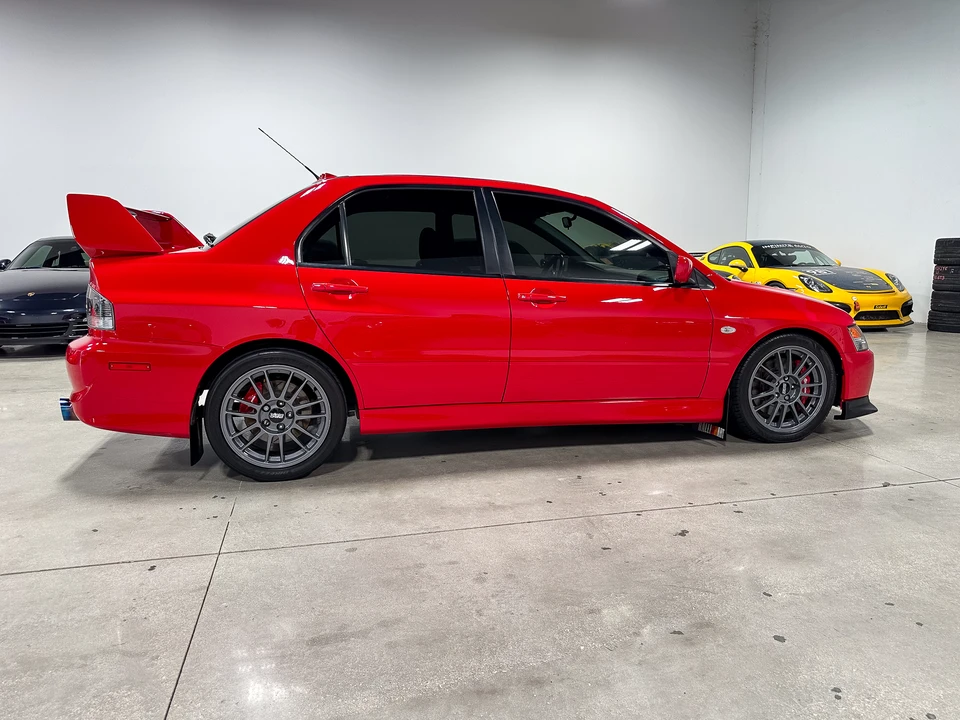 2006 Mitsubishi Lancer Evolution IX 8th Gen - Image 10 of 31