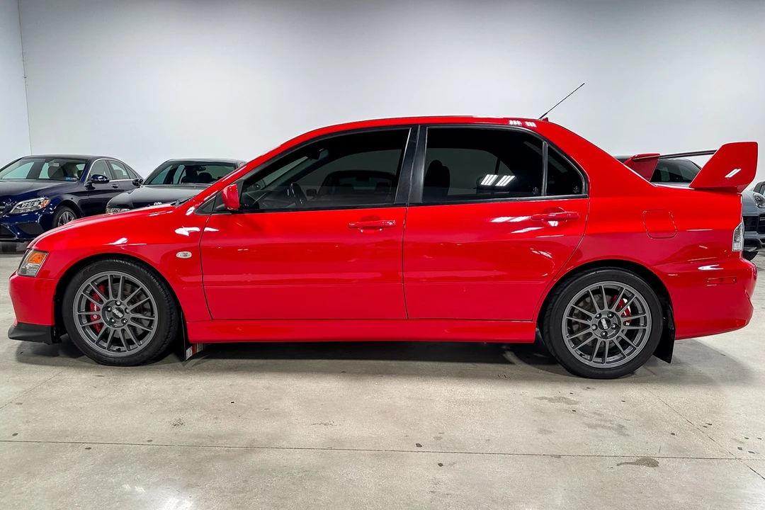 2006 Mitsubishi Lancer Evolution IX 8th Gen - Image 19 of 31