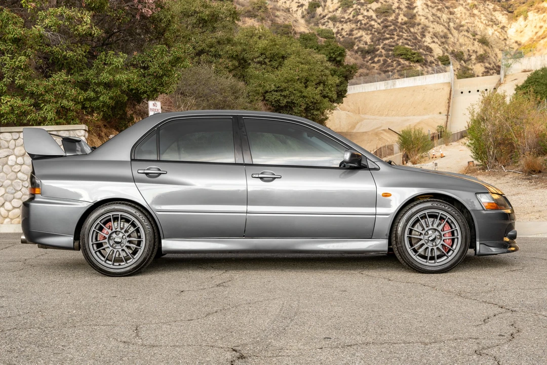 2006 Mitsubishi Lancer Evolution IX 8th Gen - Image 8 of 31