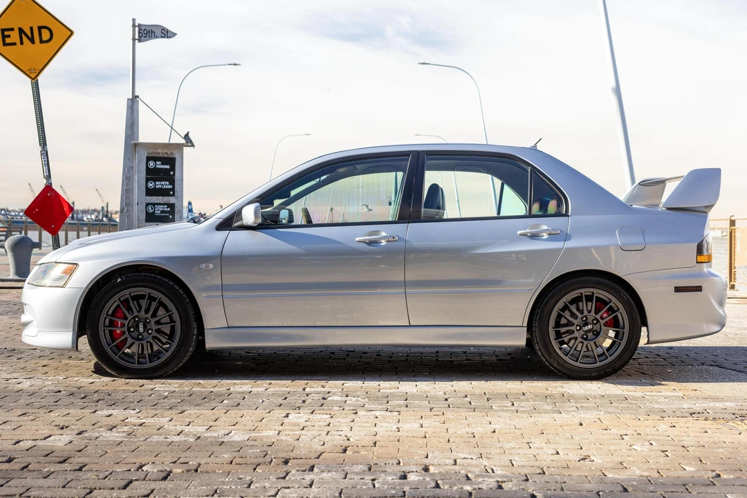 2006 Mitsubishi Lancer Evolution IX 8th Gen - Image 3 of 31