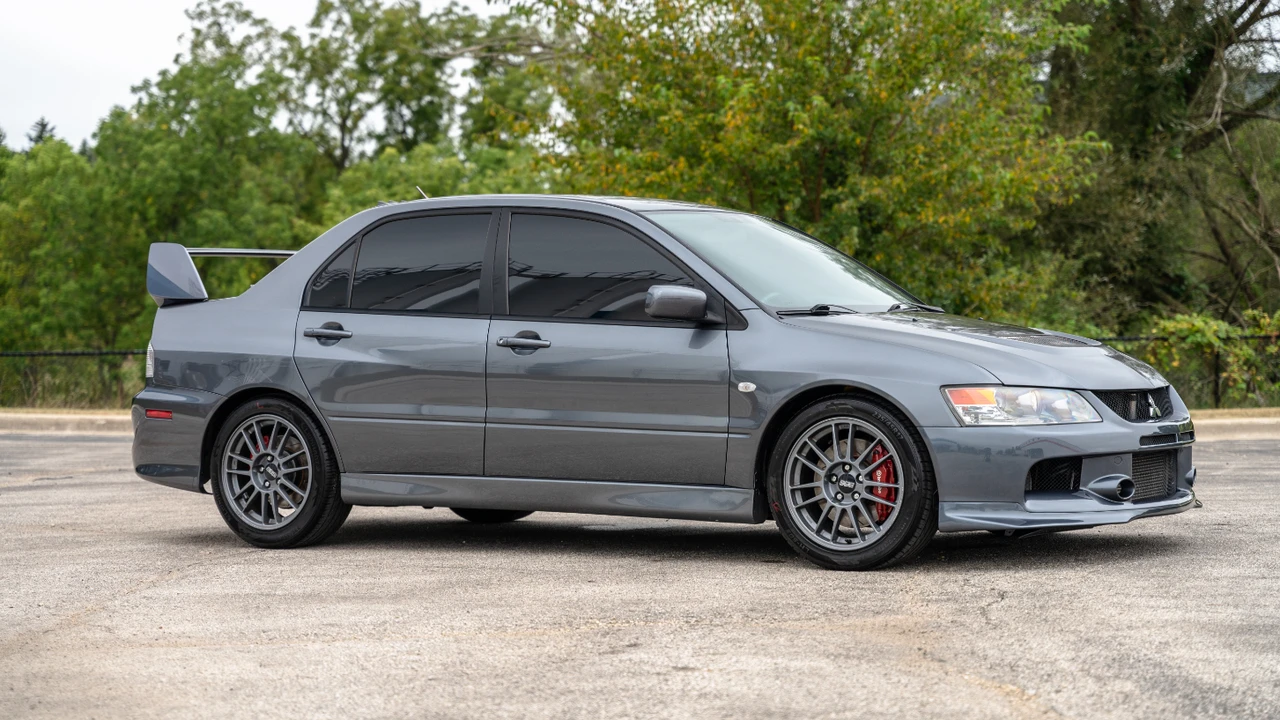 2006 Mitsubishi Lancer Evolution IX 8th Gen - Image 12 of 31