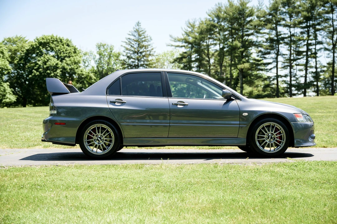 2006 Mitsubishi Lancer Evolution IX 8th Gen - Image 24 of 31