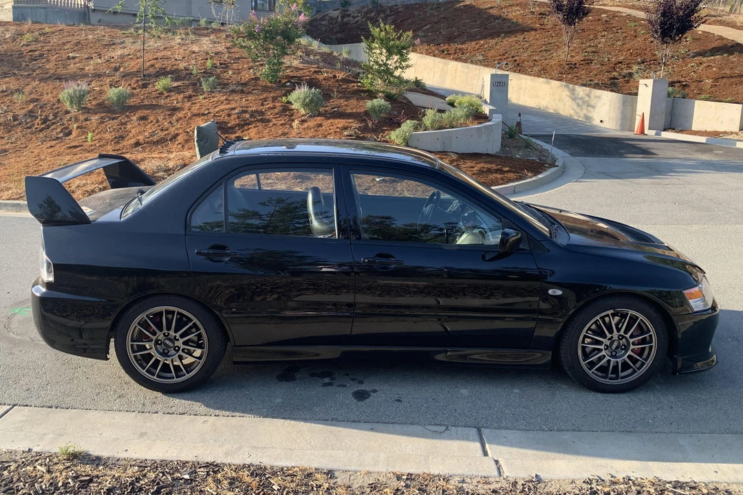 2006 Mitsubishi Lancer Evolution IX 8th Gen - Image 3 of 19