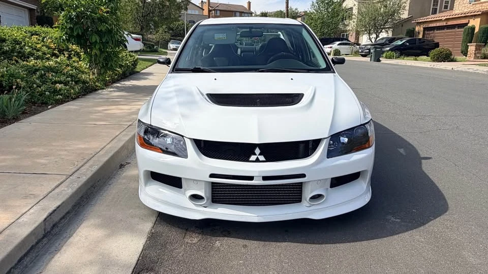 2006 Mitsubishi Lancer Evolution IX 8th Gen - Image 2 of 9