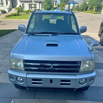 2006 Mitsubishi Mini Pajero 4WD