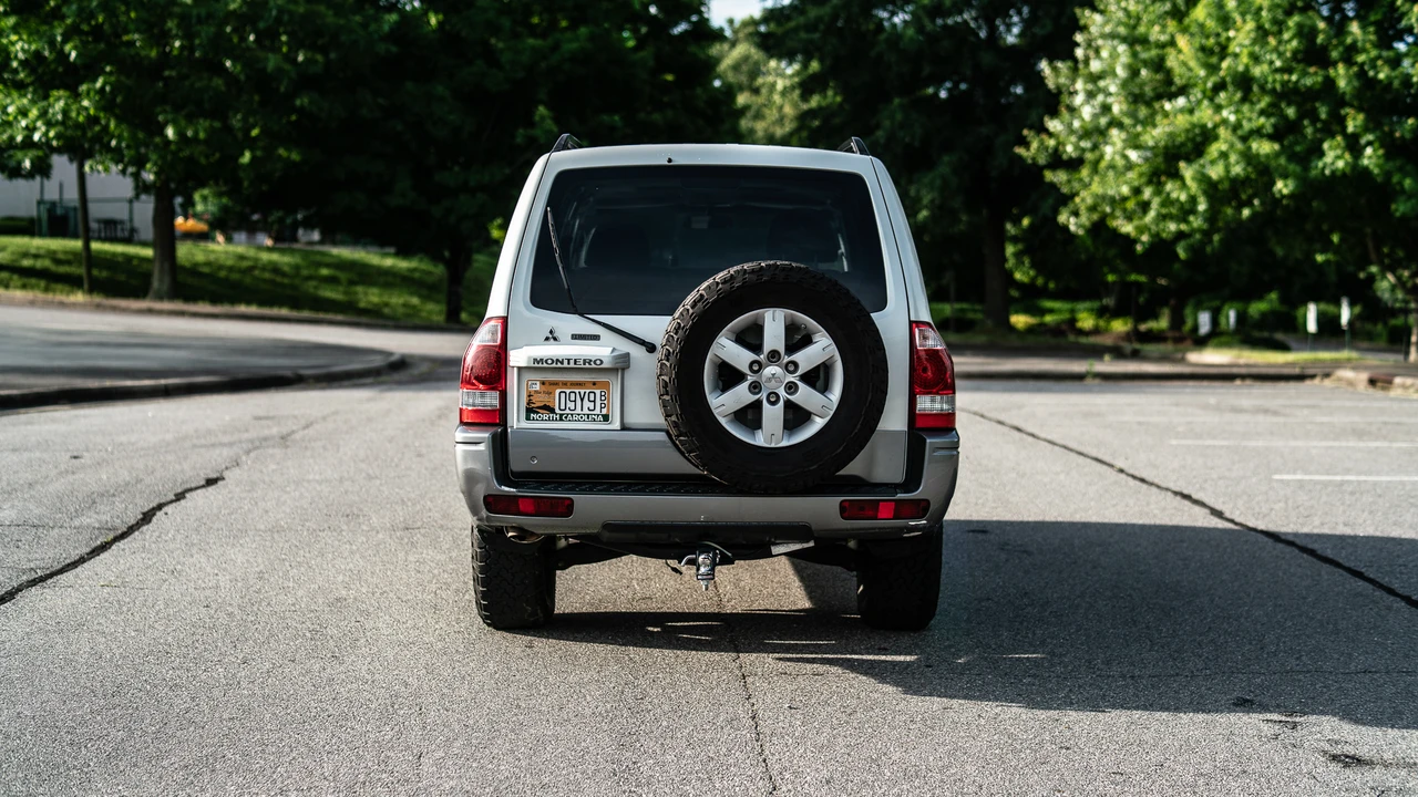 2006 Mitsubishi Pajero/Montero 3rd Gen - Image 8 of 31