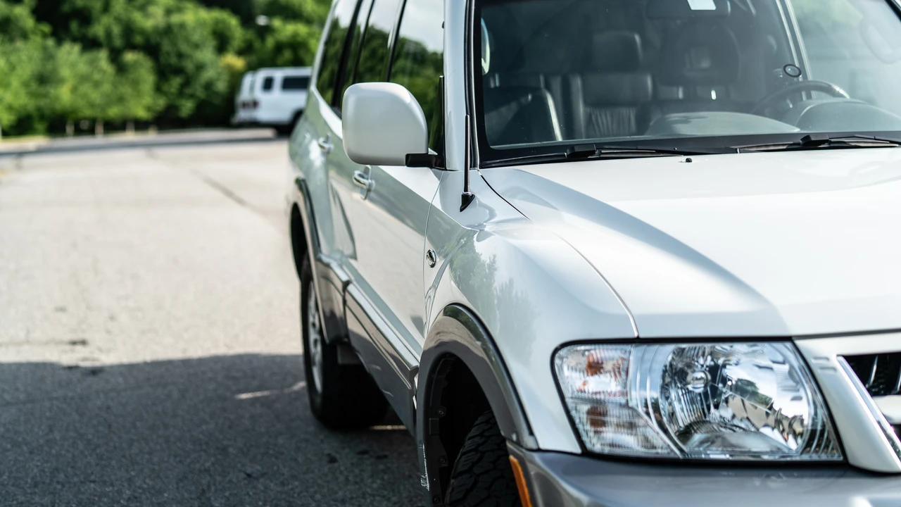 2006 Mitsubishi Pajero/Montero 3rd Gen - Image 14 of 31