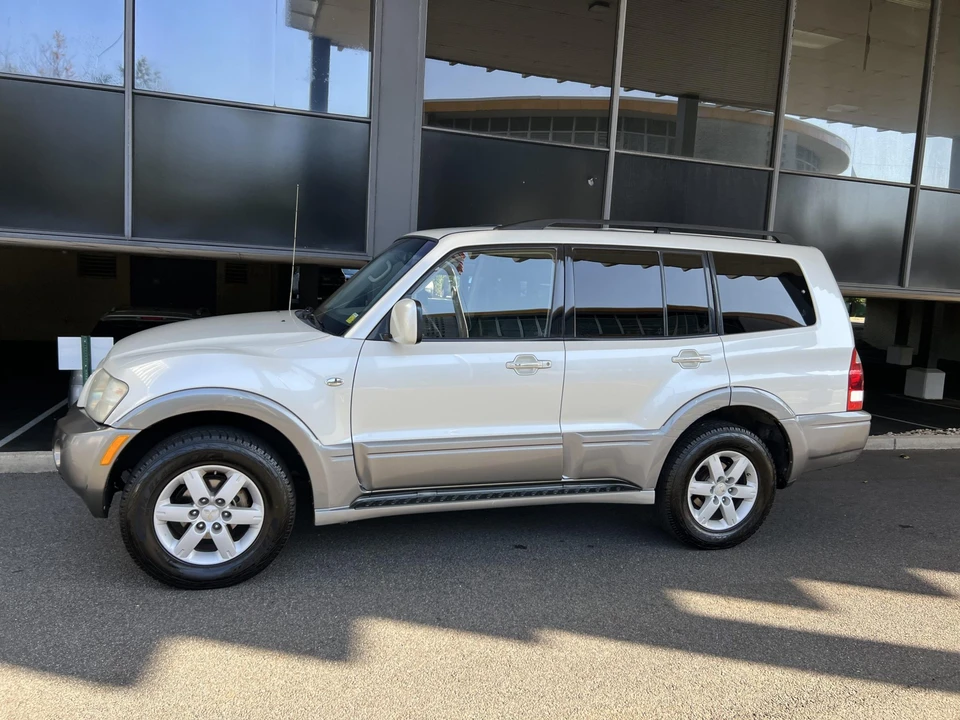 2006 Mitsubishi Pajero/Montero 3rd Gen - Image 8 of 31