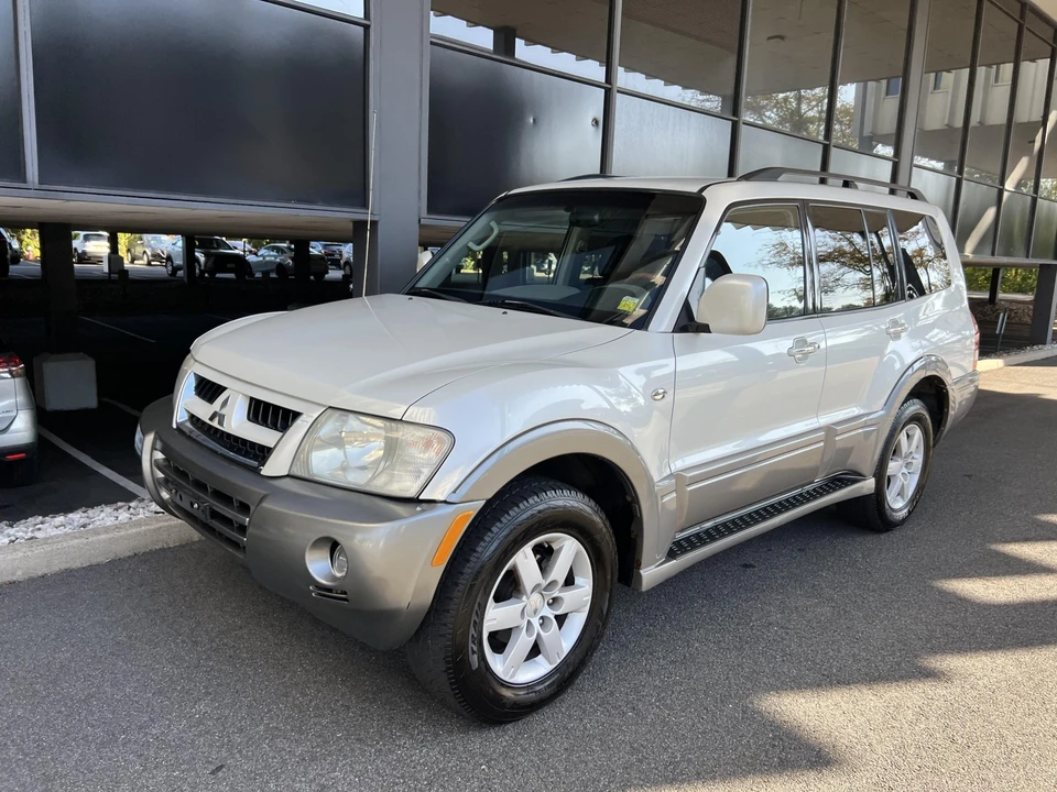 2006 Mitsubishi Pajero/Montero 3rd Gen - Image 5 of 31