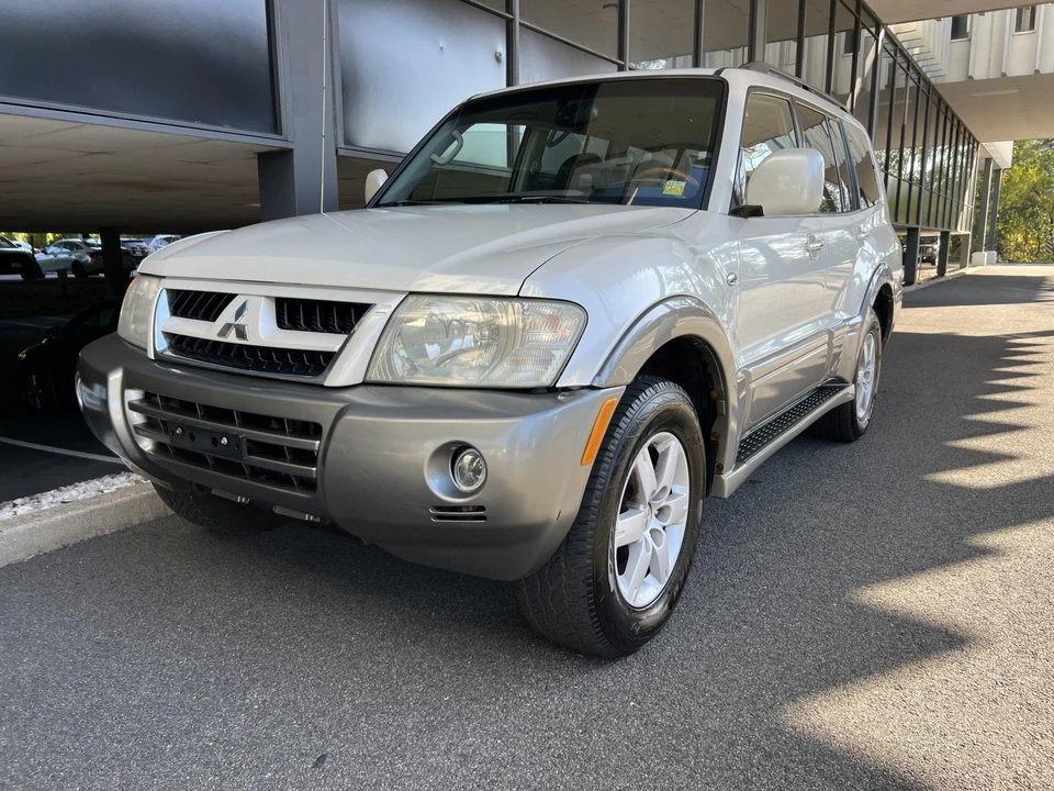 2006 Mitsubishi Pajero/Montero 3rd Gen - Image 3 of 31