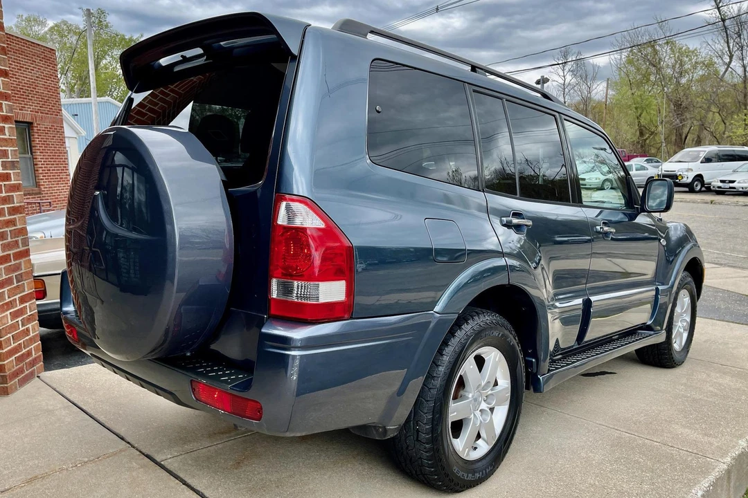 2006 Mitsubishi Pajero/Montero 3rd Gen - Image 5 of 31
