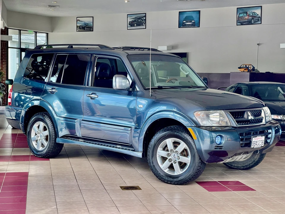 2006 Mitsubishi Pajero/Montero 3rd Gen - Image 2 of 31