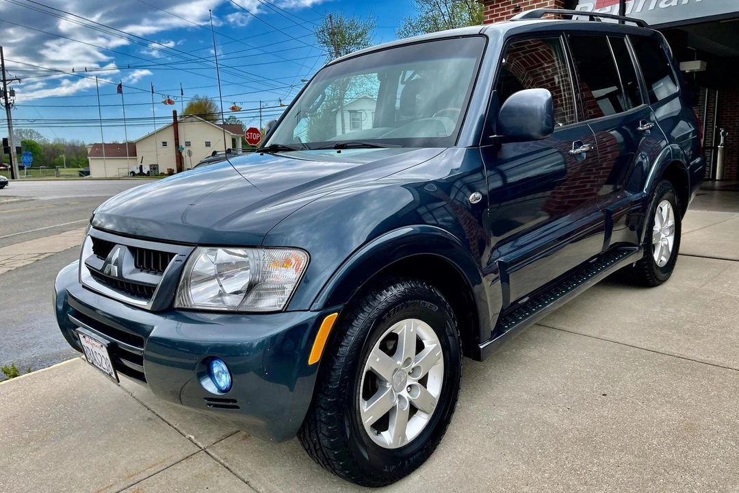 2006 Mitsubishi Pajero/Montero 3rd Gen - Image 9 of 31