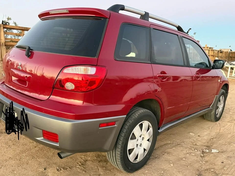 2006 Mitsubishi Outlander - Image 3 of 6