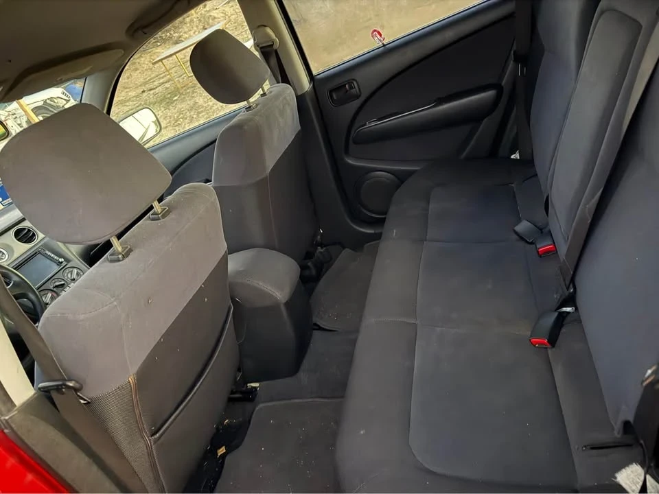 2006 Mitsubishi Outlander - Image 4 of 6