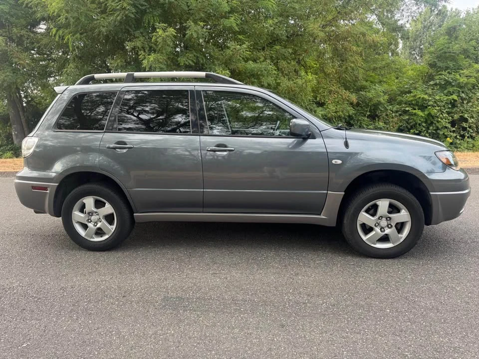2006 Mitsubishi Outlander - Image 4 of 12