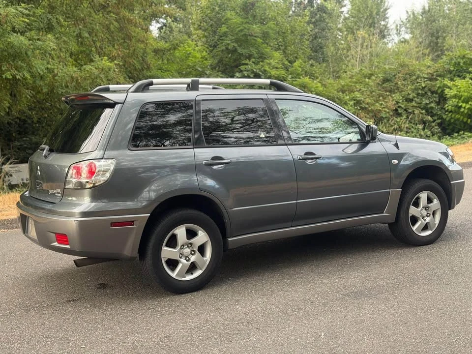2006 Mitsubishi Outlander - Image 6 of 12