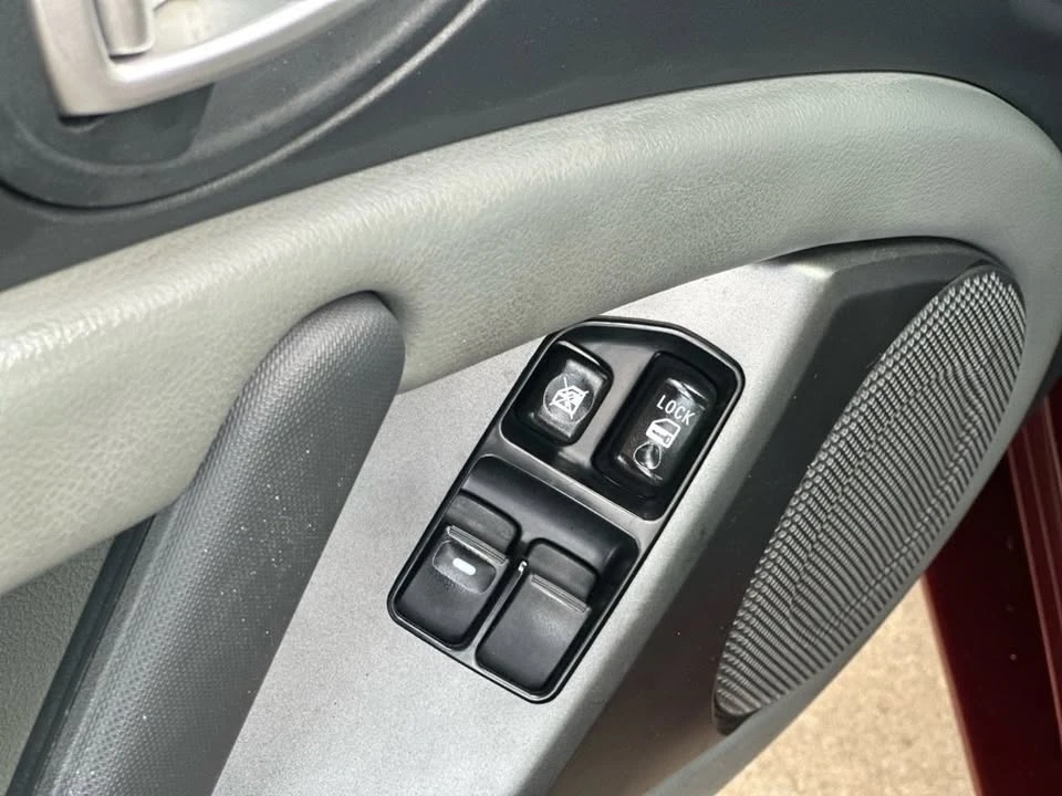 2006 Mitsubishi Eclipse 3rd Gen - Image 12 of 15