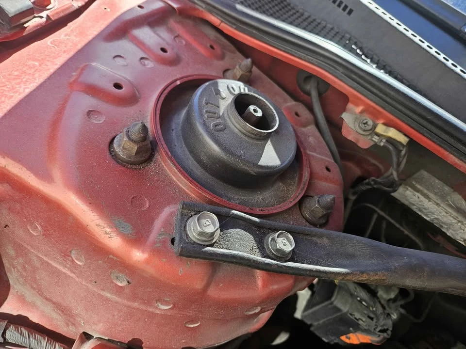 2006 Mitsubishi Eclipse 4th Gen - Image 13 of 16