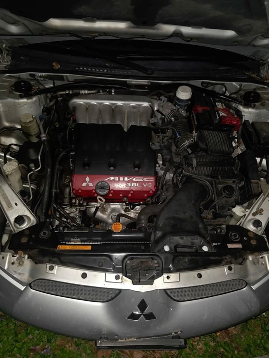 2006 Mitsubishi Eclipse 4th Gen - Image 9 of 16