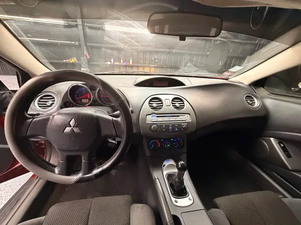 2006 Mitsubishi Eclipse 4th Gen - Image 8 of 10
