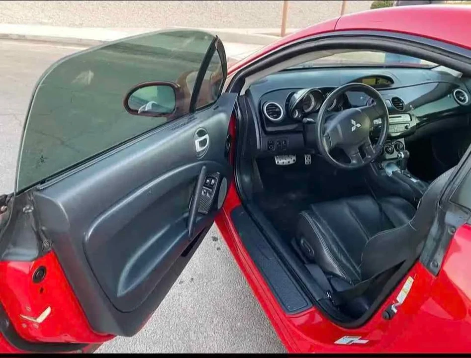 2006 Mitsubishi Eclipse 4th Gen - Image 9 of 16