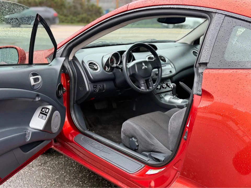 2006 Mitsubishi Eclipse 4th Gen - Image 9 of 15