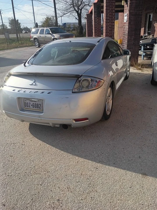 2006 Mitsubishi Eclipse 3rd Gen - Image 2 of 4
