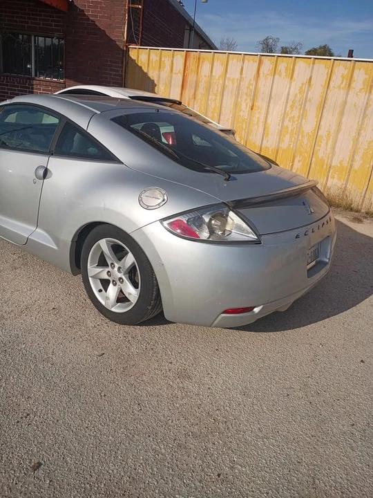 2006 Mitsubishi Eclipse 3rd Gen - Image 3 of 4