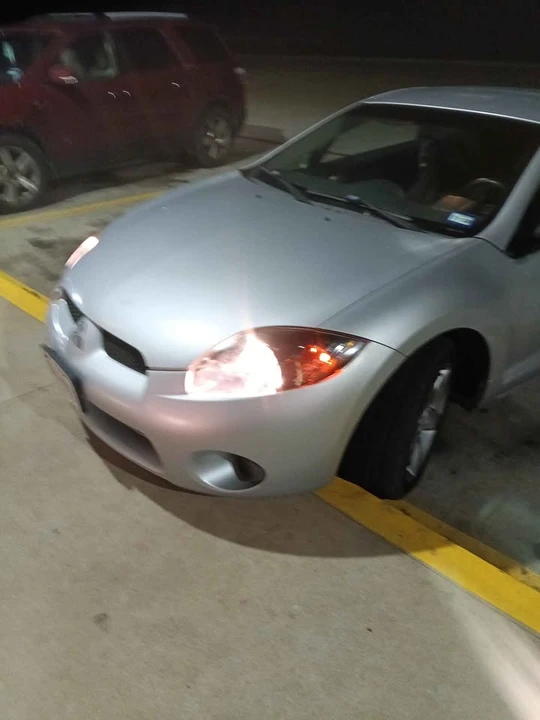 2006 Mitsubishi Eclipse 3rd Gen - Image 3 of 6