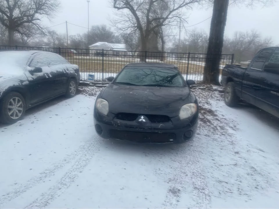 2006 Mitsubishi Eclipse 3rd Gen - Image 2 of 3