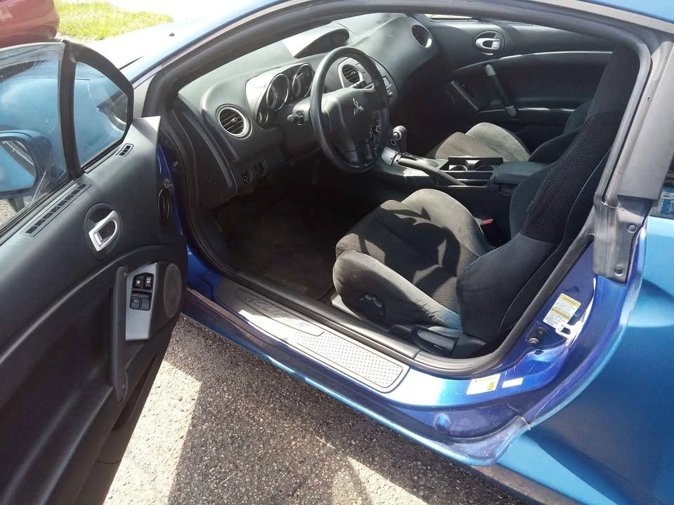 2006 Mitsubishi Eclipse 4th Gen - Image 2 of 4