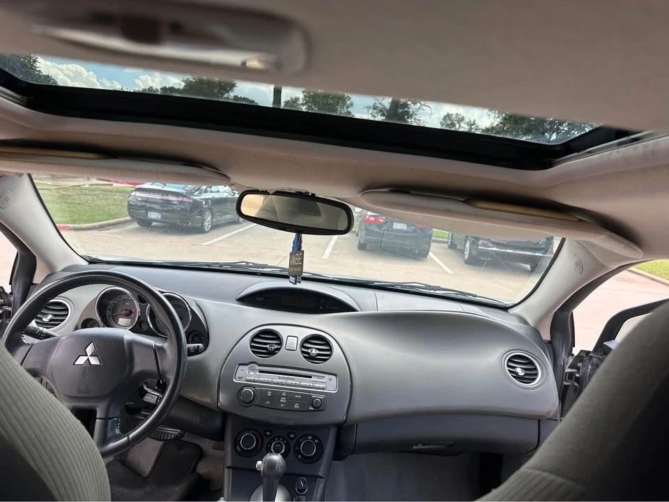 2006 Mitsubishi Eclipse 3rd Gen - Image 9 of 12