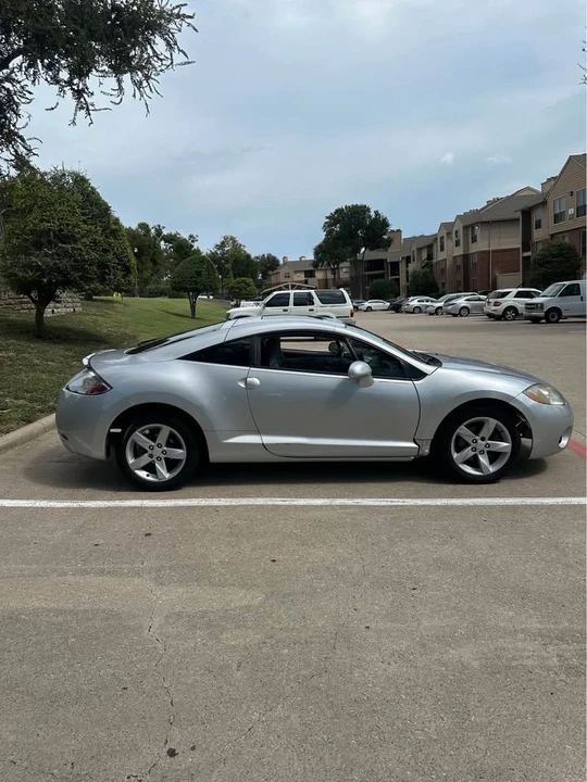 2006 Mitsubishi Eclipse 3rd Gen - Image 3 of 12