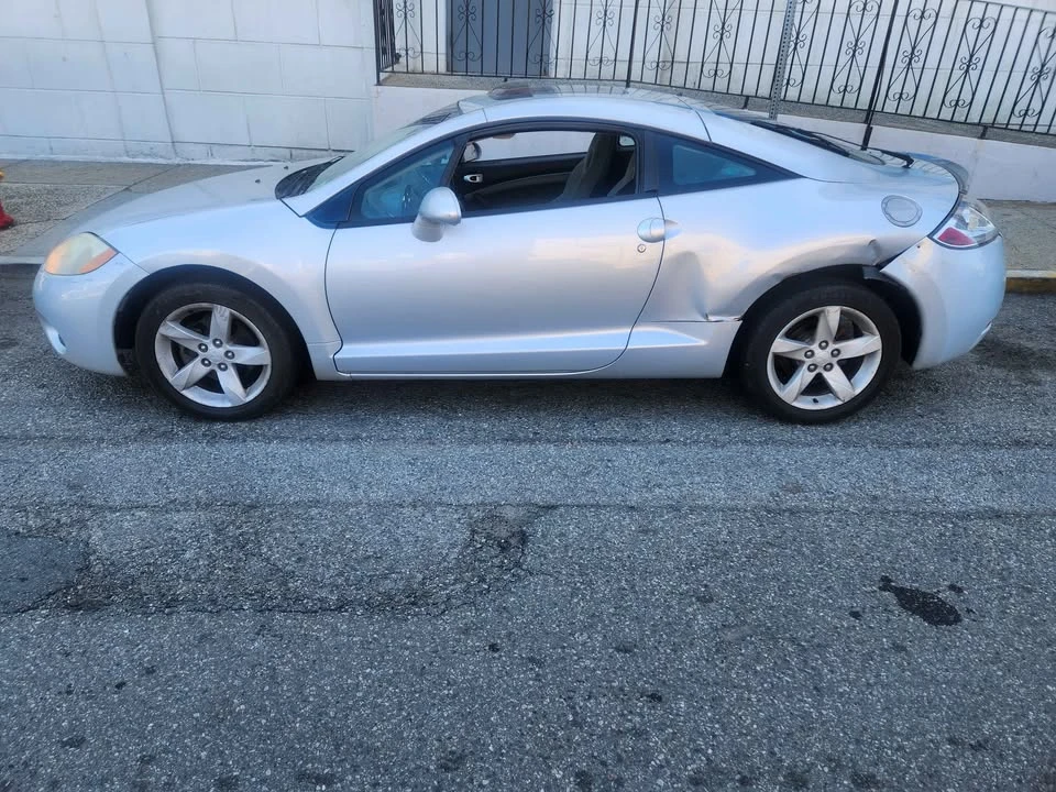2006 Mitsubishi Eclipse 3rd Gen - Image 2 of 7