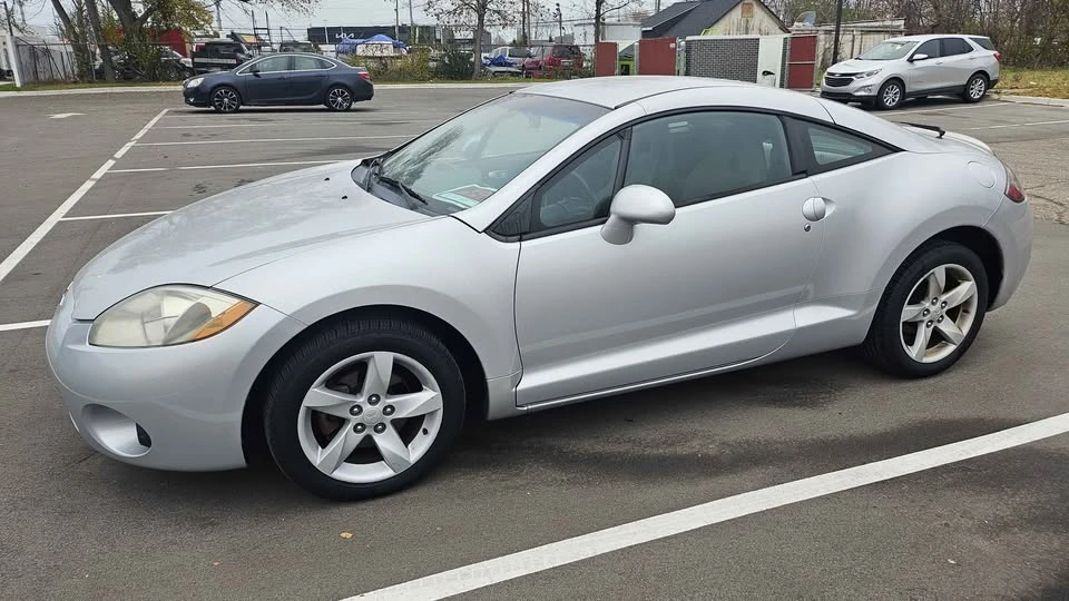 2006 Mitsubishi Eclipse 4th Gen - Image 3 of 12