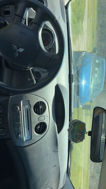 2006 Mitsubishi Eclipse 4th Gen - Image 6 of 9