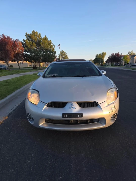 2006 Mitsubishi Eclipse 4th Gen - Image 2 of 10