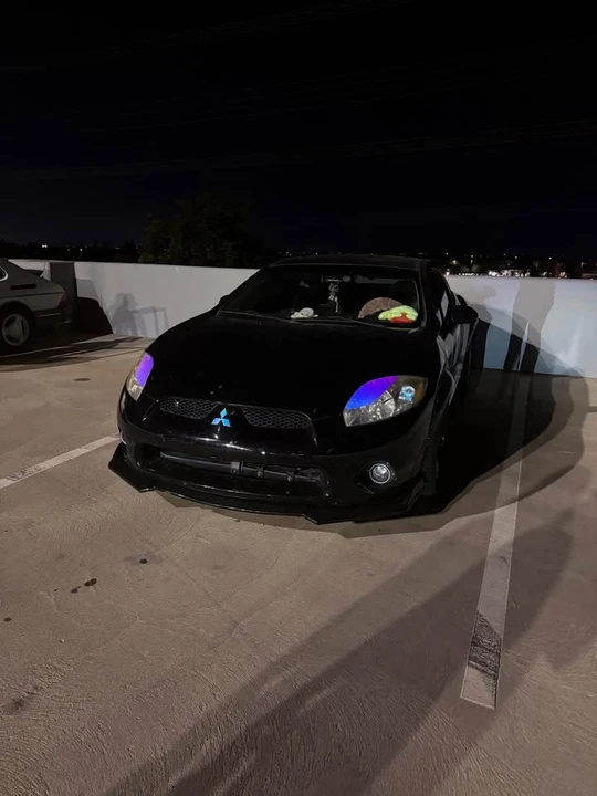 2006 Mitsubishi Eclipse 3rd Gen - Image 2 of 3