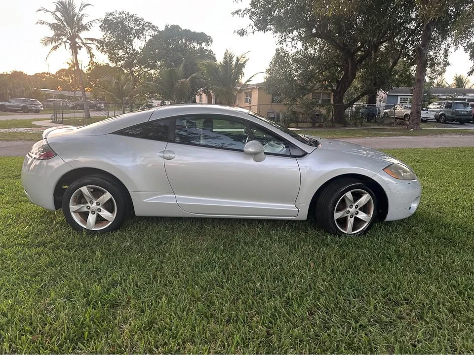 2006 Mitsubishi Eclipse 3rd Gen - Image 2 of 17