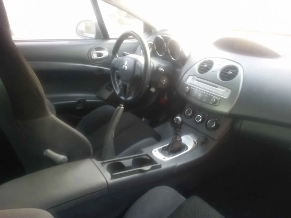 2006 Mitsubishi Eclipse 4th Gen - Image 2 of 3